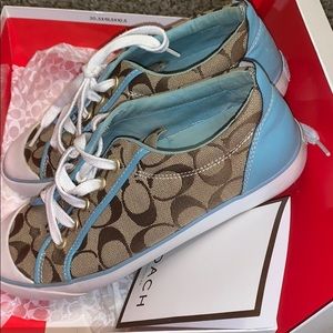 🟡Coach shoes🟡